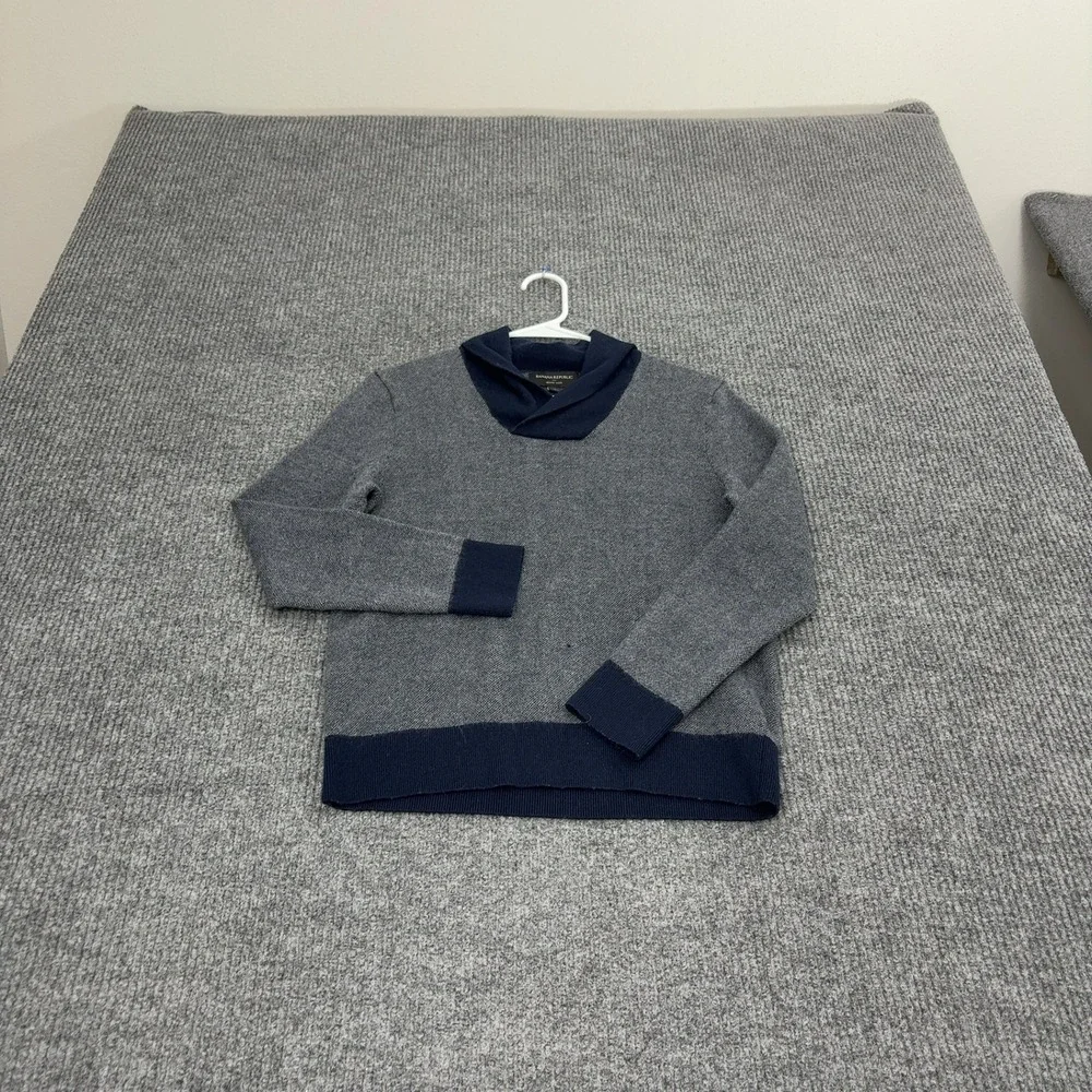 Banana Republic Sweater Mens M Gray Merino Wool Shawl Collar Knit Classic Style